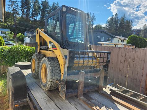 skid steer attachments kelowna|leavitt equipment kelowna.